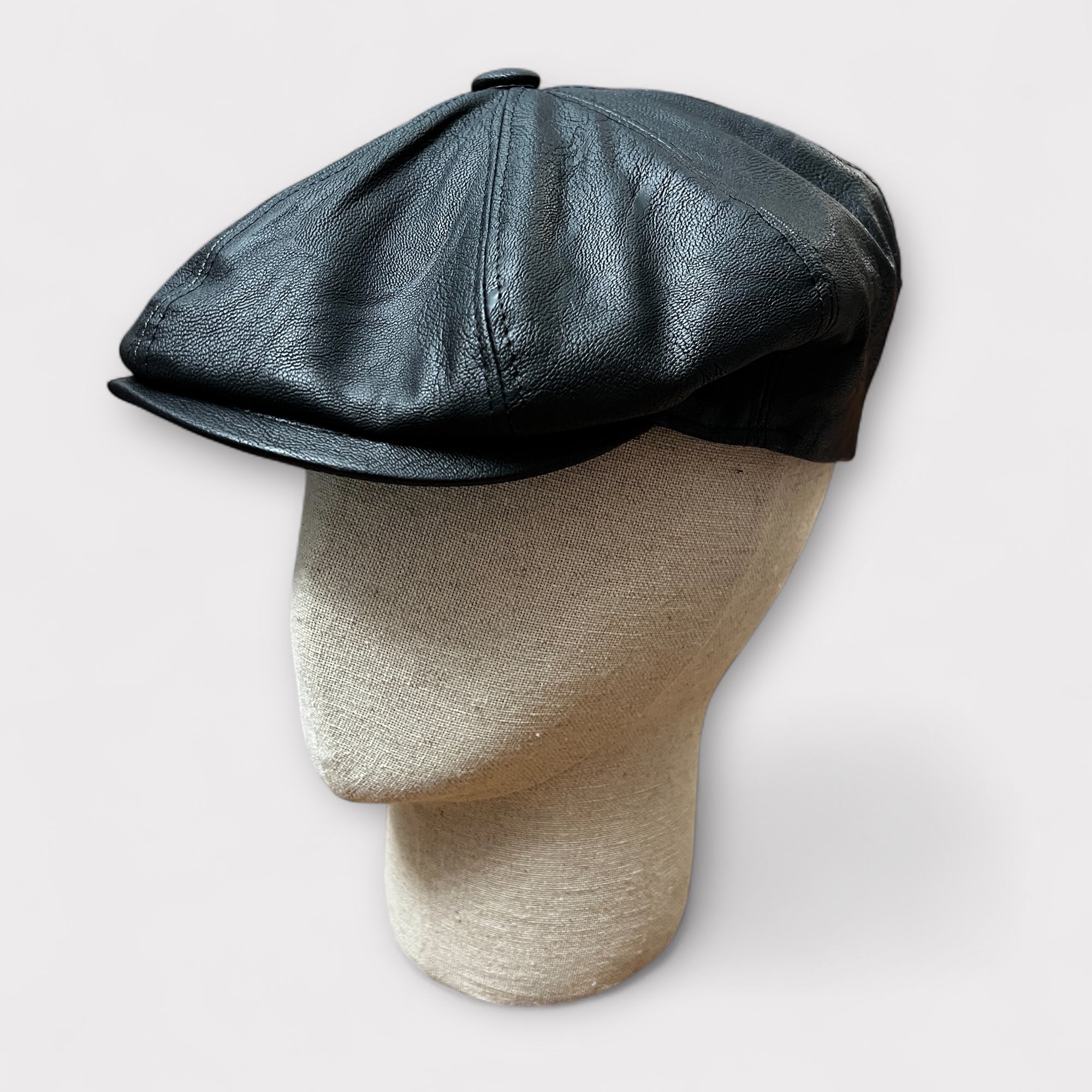 Coppola Irlandese 8 spicchi In Eco Pelle Nera - Cappelleria Bacca