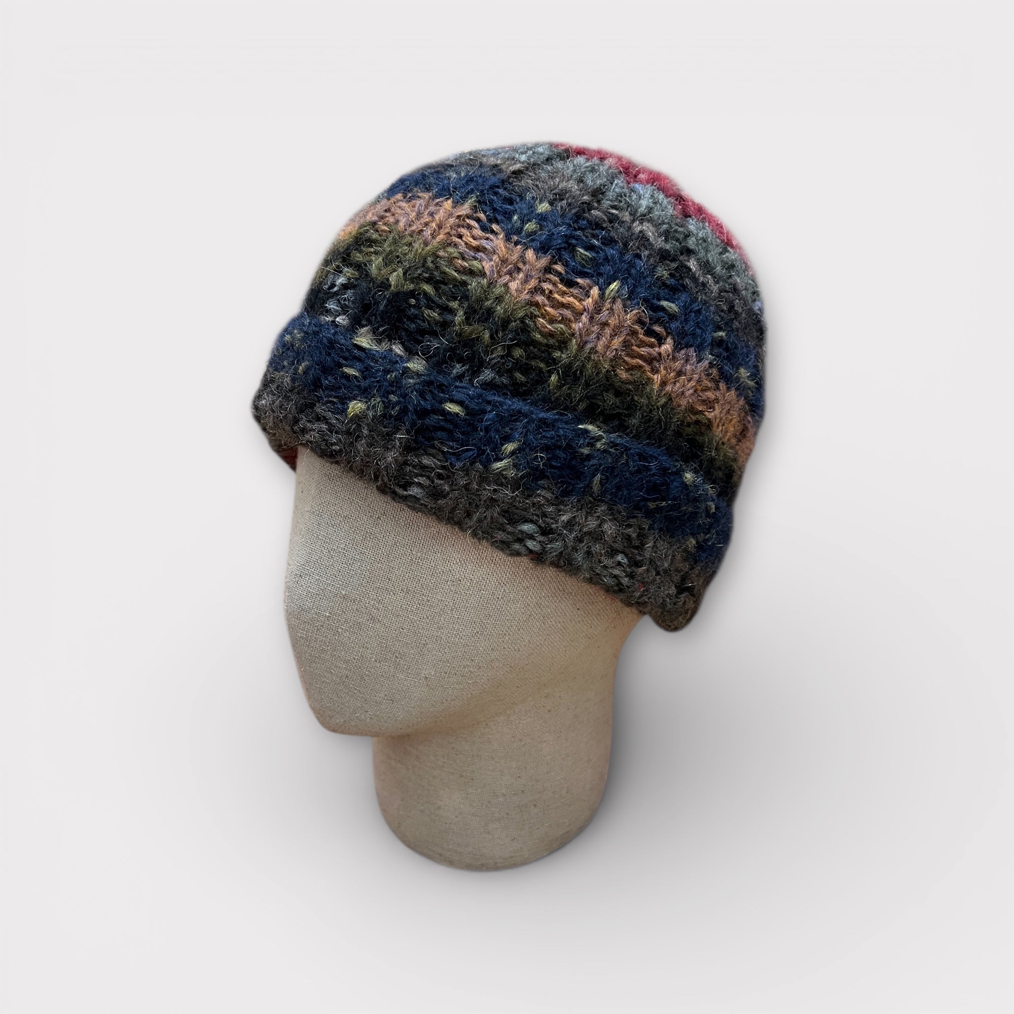 Berretto Beanie in Maglia di Lana Fatto a Mano Grevi - Cappelleria Bacca