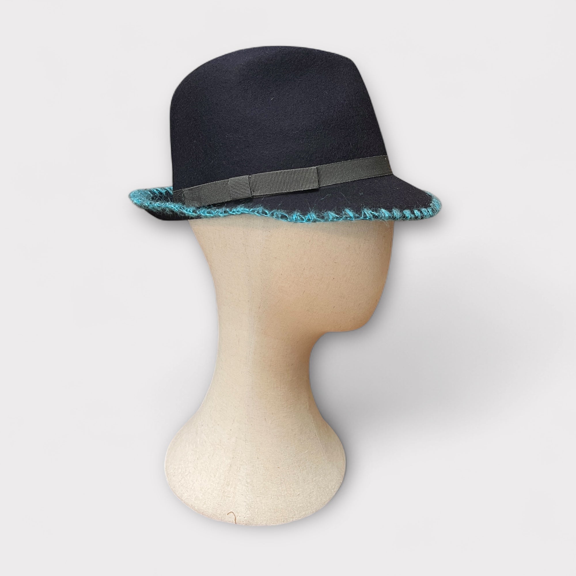 Cappello Trilby Donna In Feltro Bordo Ricamato