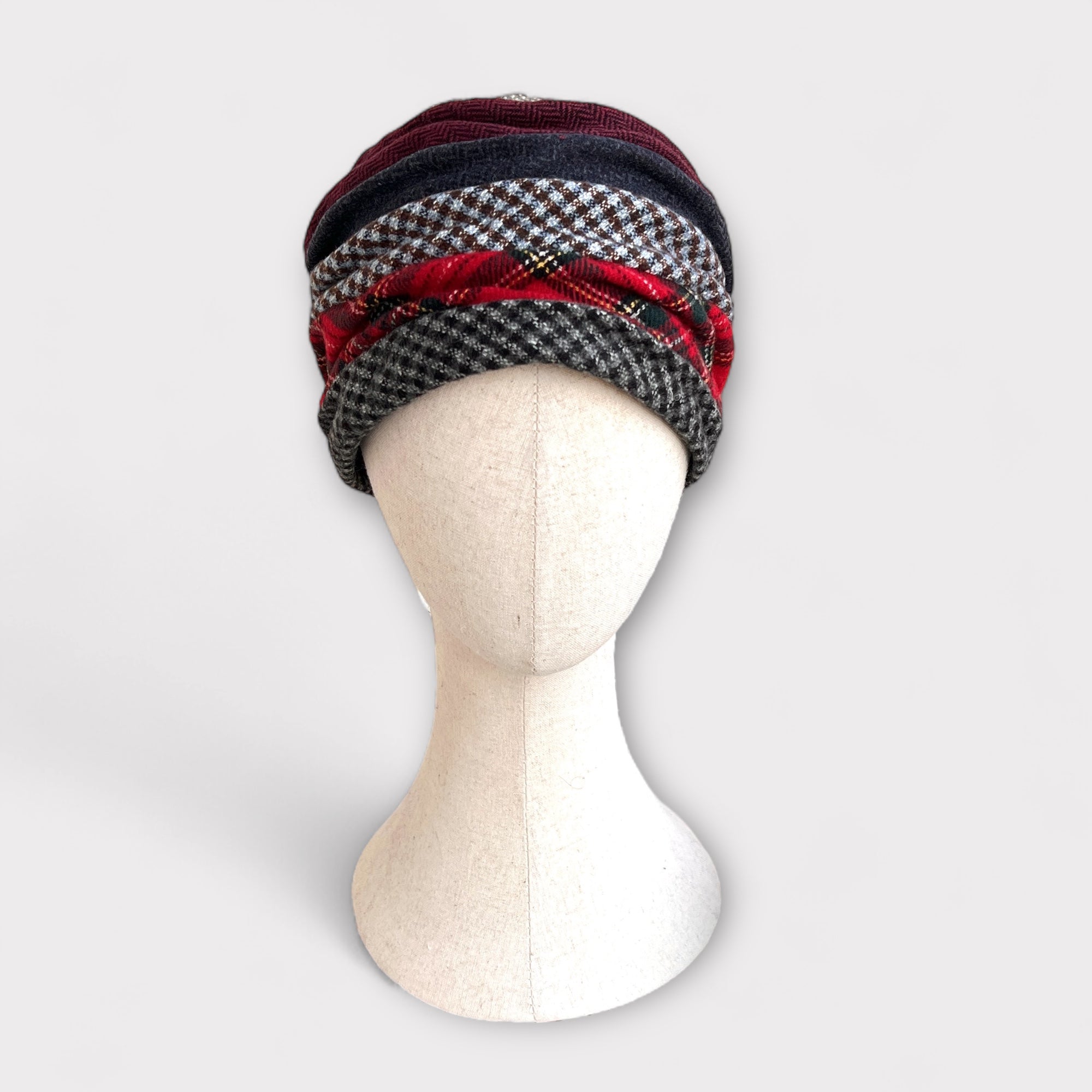 Cappello Toque Donna Invernale In Tessuto Tartan Patchwork Grevi - Cappelleria Bacca