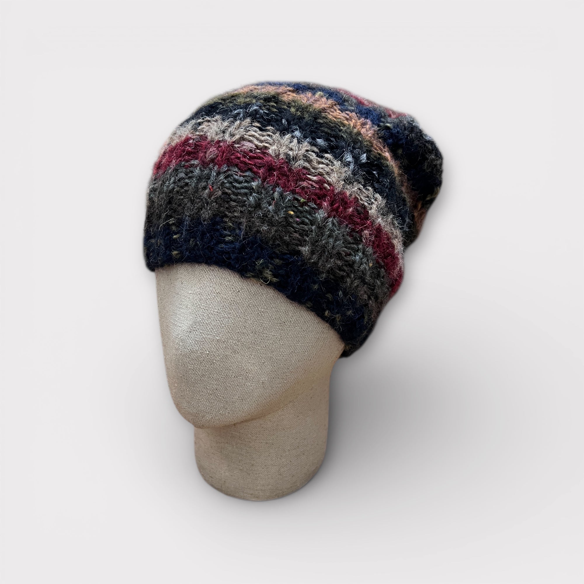 Berretto Beanie in Maglia di Lana Fatto a Mano Grevi - Cappelleria Bacca