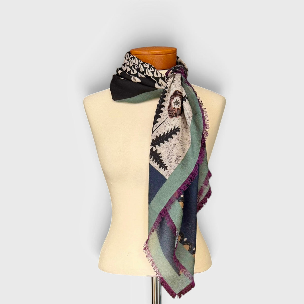Foulard Quadrato Invernale In Tessuto Sottile Di Pura Lana 100x100 cm - Cappelleria Bacca