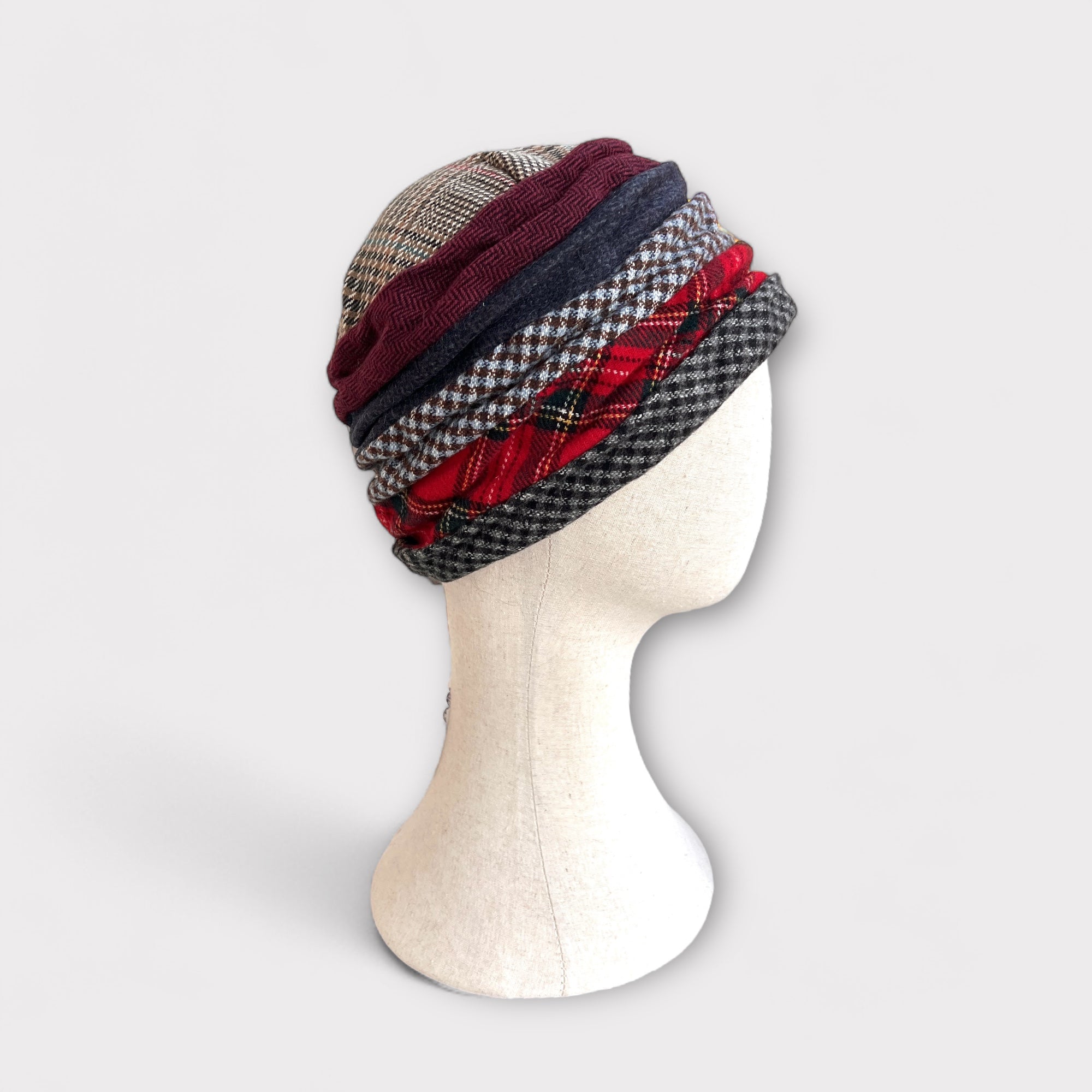 Cappello Toque Donna Invernale In Tessuto Tartan Patchwork Grevi - Cappelleria Bacca