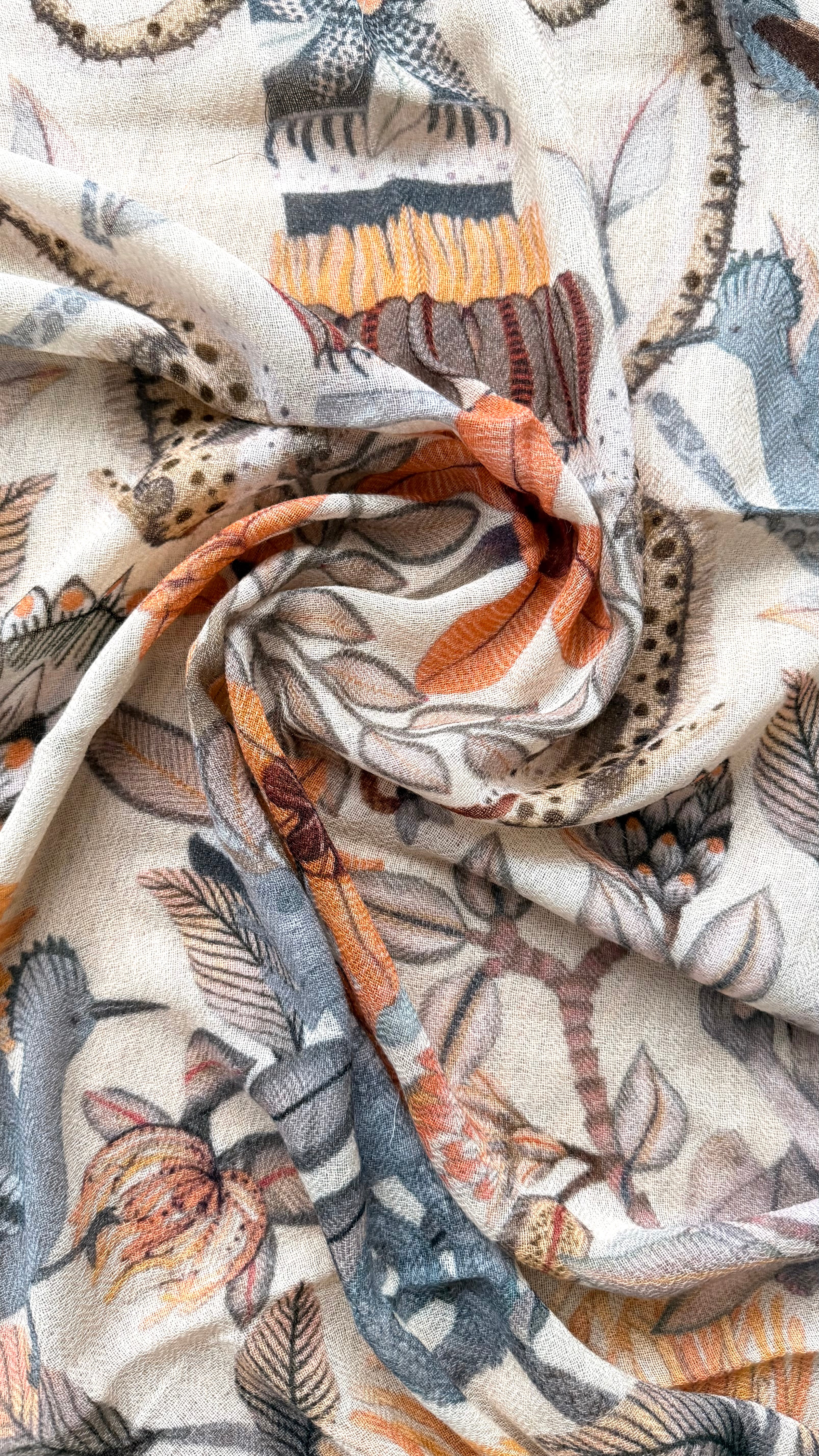 Sciarpa Stola In Tessuto Sottile Di Pura Lana Merinos  70x180 cm - Motivo Natura Beige