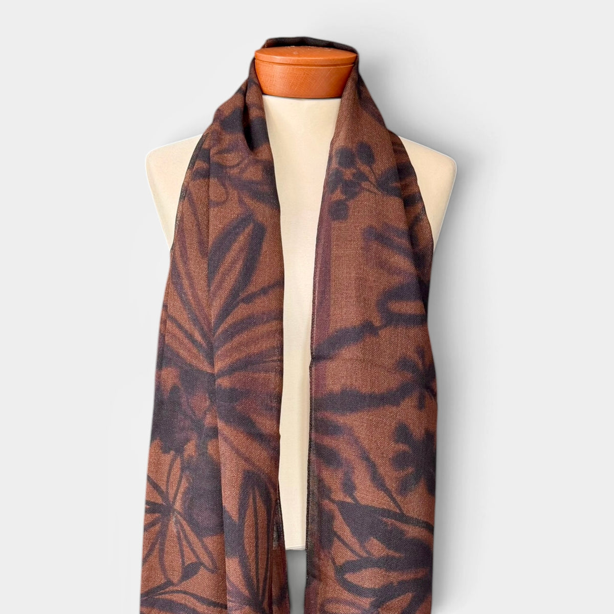Sciarpa Morbida Invernale In Tessuto Di Pura Lana Motivo Fiori 55x190 cm - Cappelleria Bacca