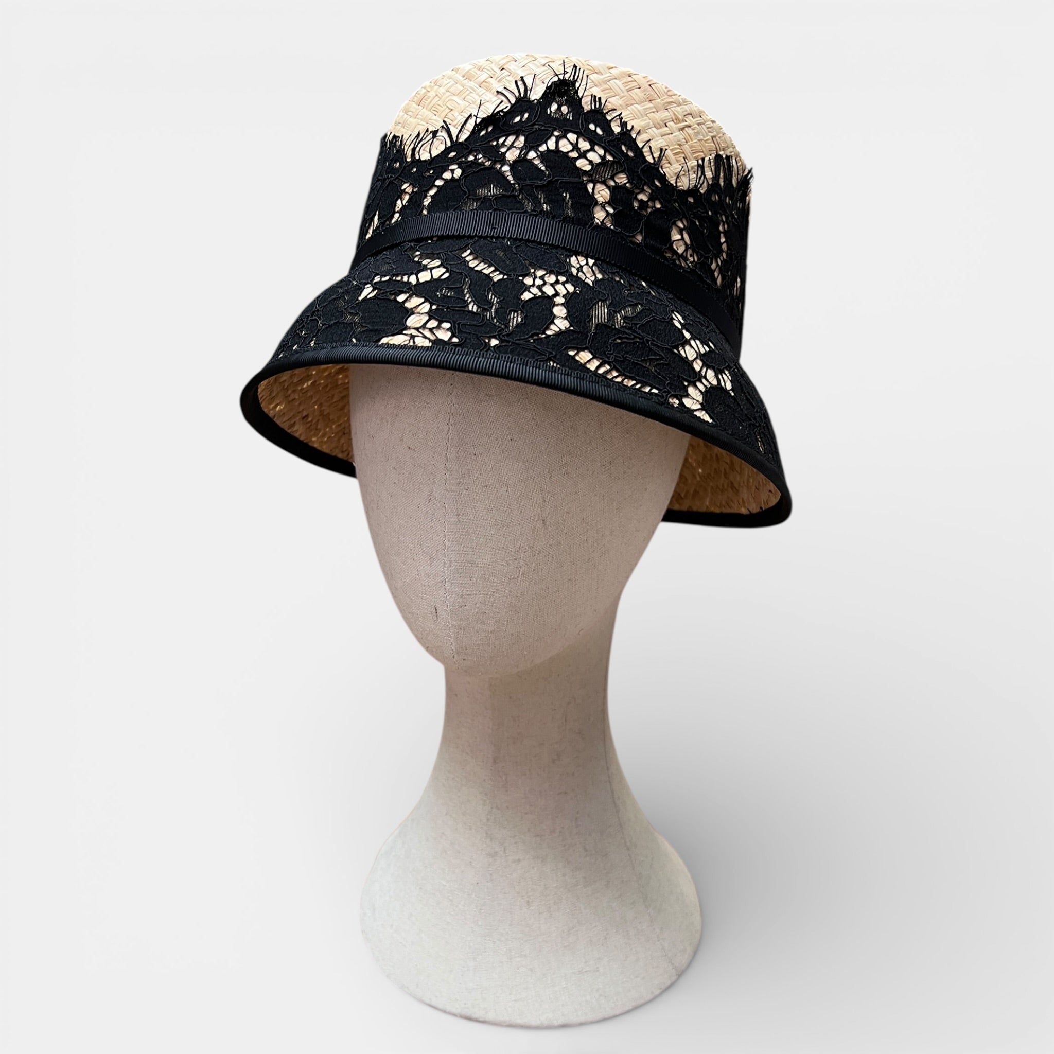 Cappello Donna Estivo Cloche in Raffia e Pizzo - Cappelleria Bacca