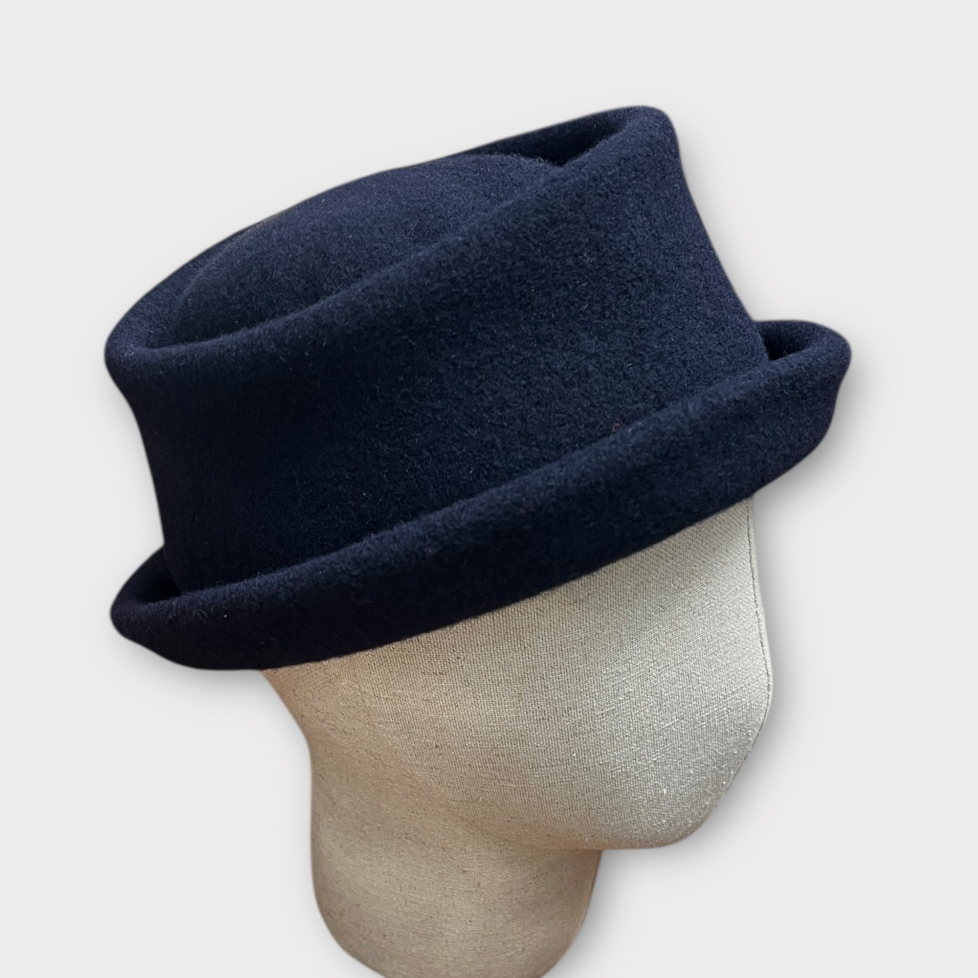 Cappello Cloche In Panno Di Lana Clochard Kopka - Cappelleria Bacca