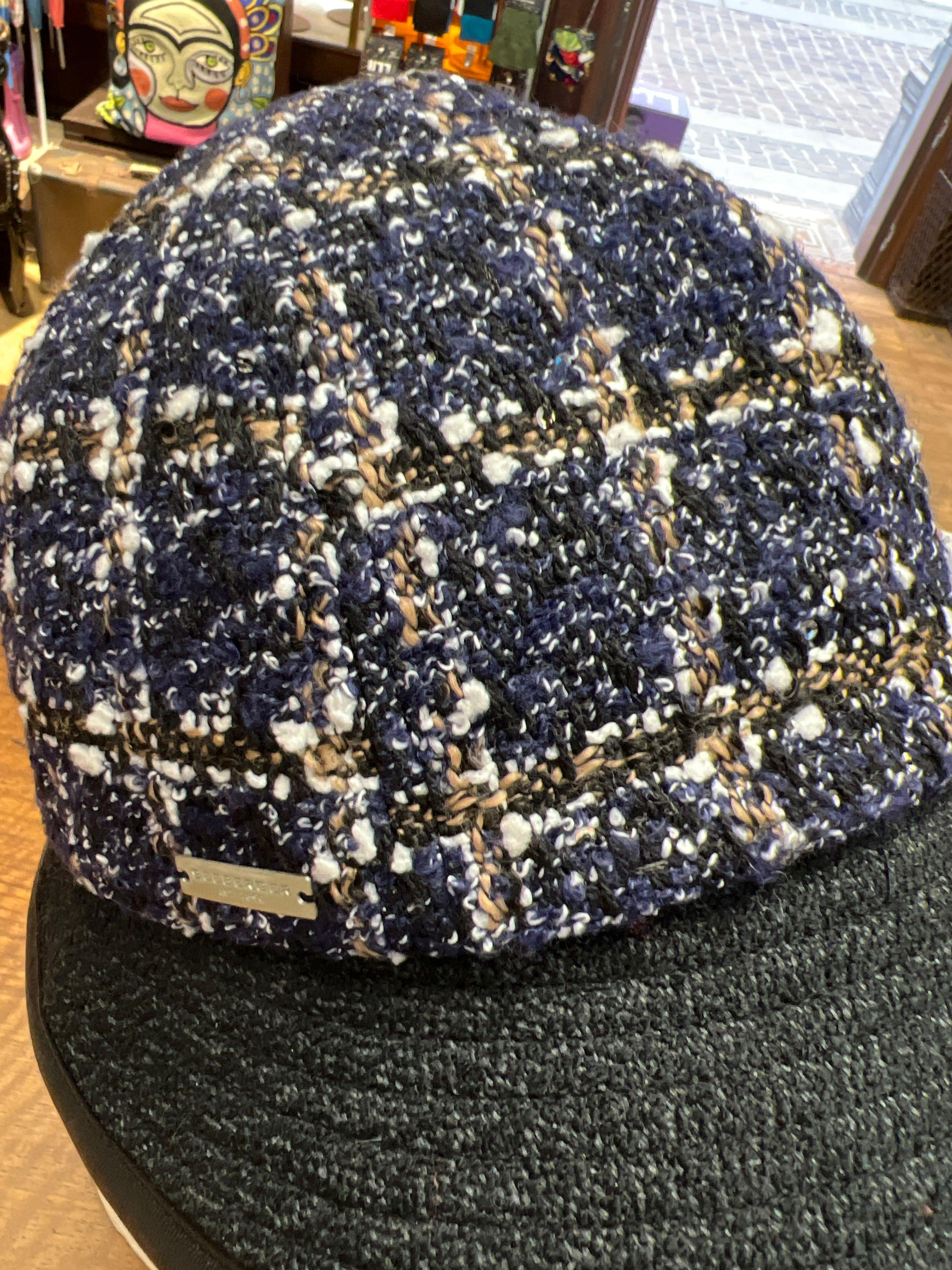 Cappello da donna cloche in tessuto boucle'