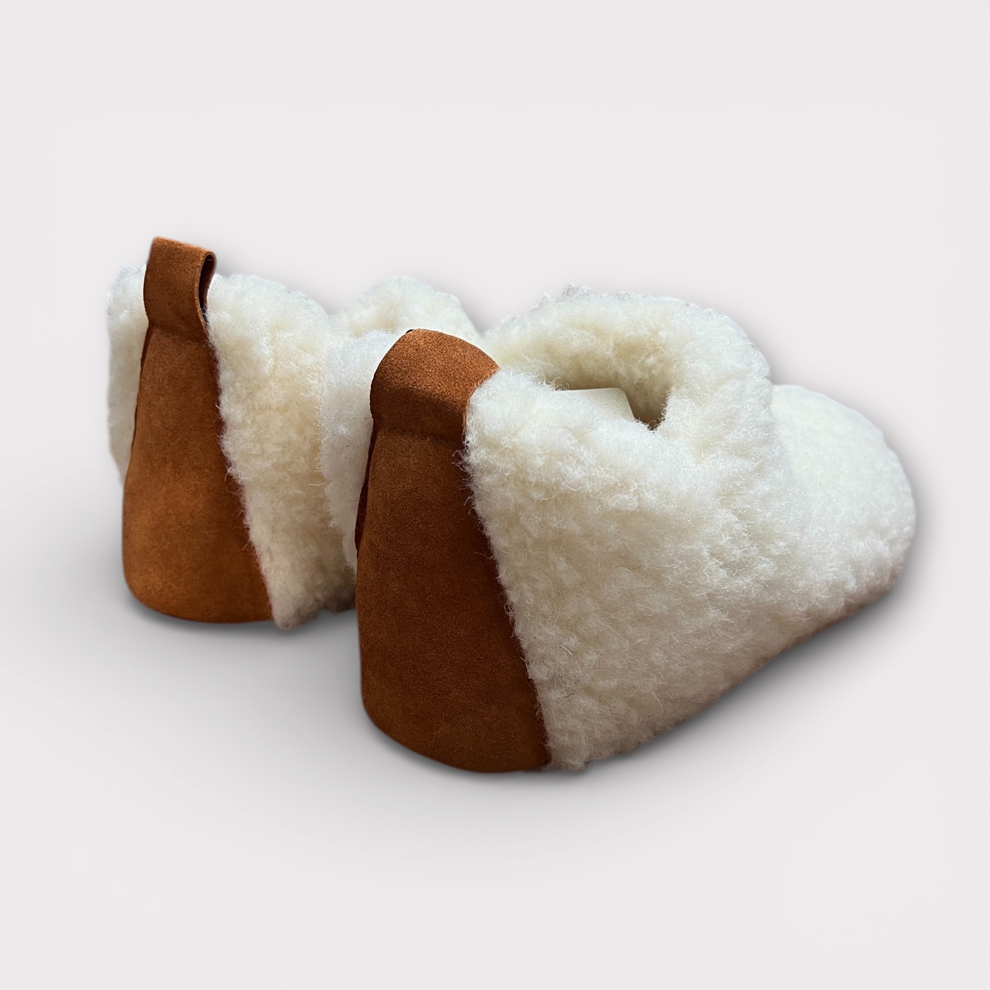Slippers Chiuse In Pura Lana Con Suola In Suede - Cappelleria Bacca