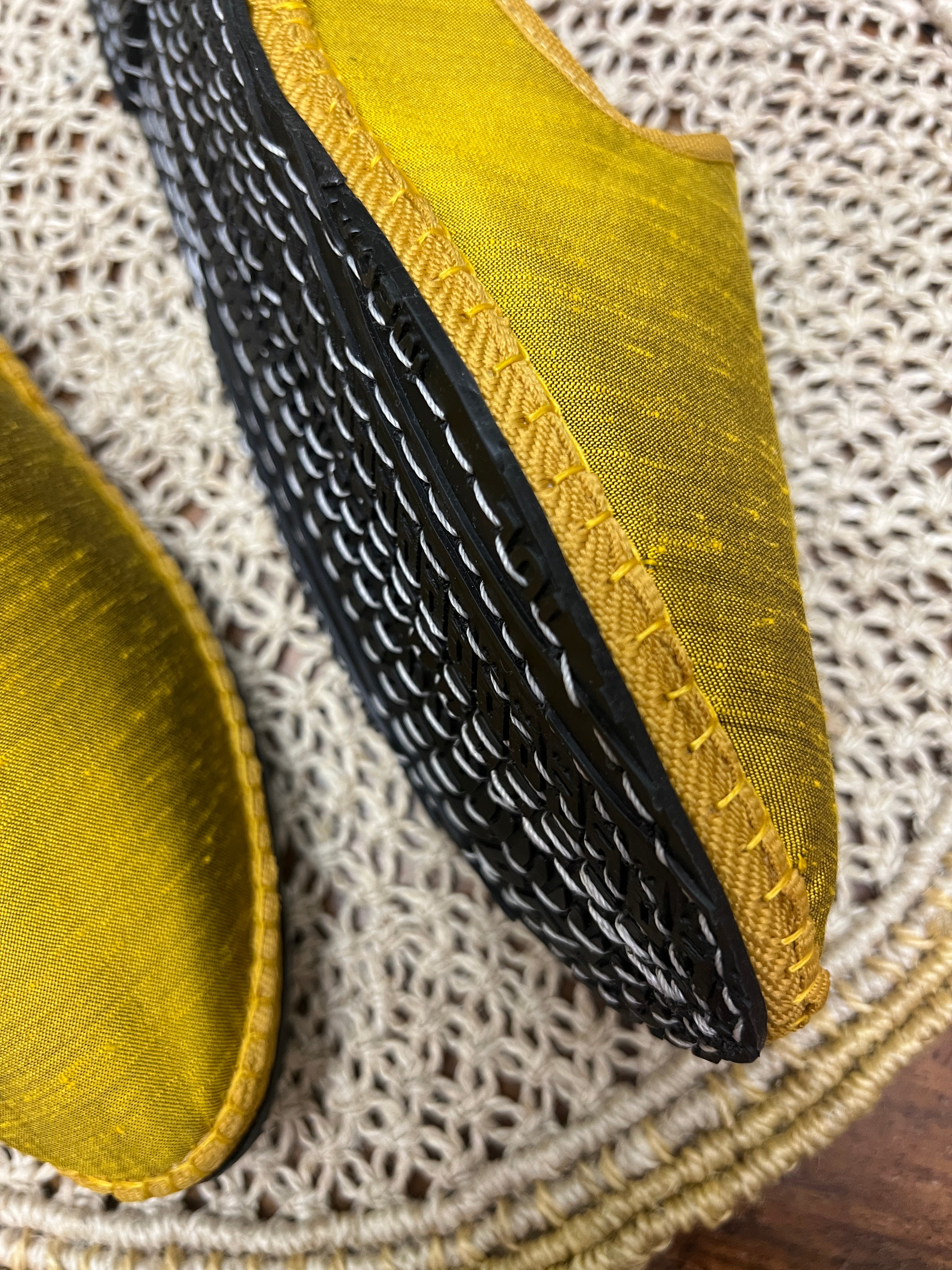 Friulane Originali Sabot In Seta Shantung Ocra - Cappelleria Bacca