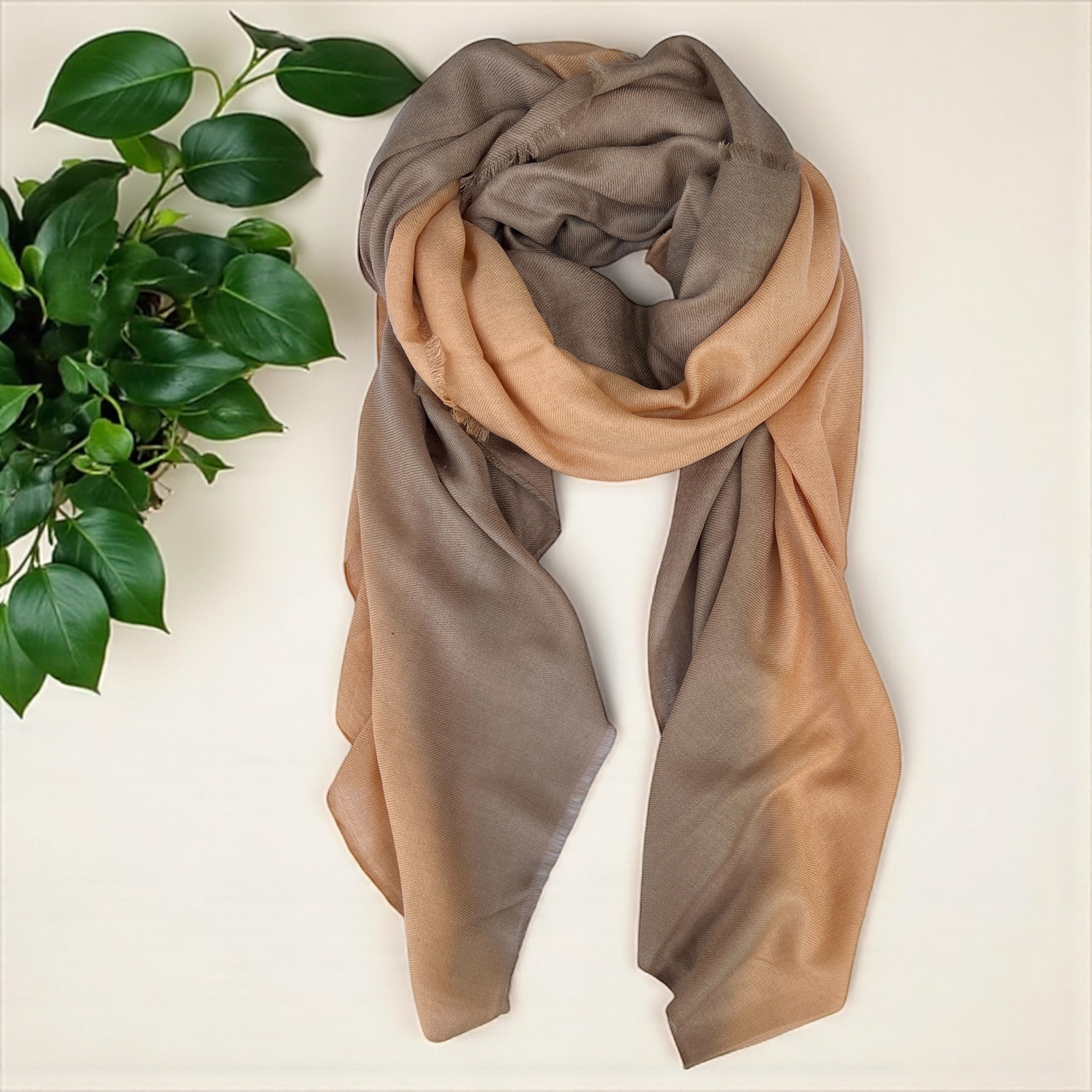 Foulard 100% Cashmere 150 cm x 150 cm colore degrade' - Cappelleria Bacca