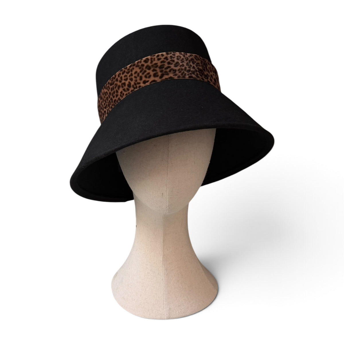 Cappello Donna In Feltro Di Lana Merino Idrorepellente Con Nastro In Velluto Stampa Animalier - Ala 9 cm