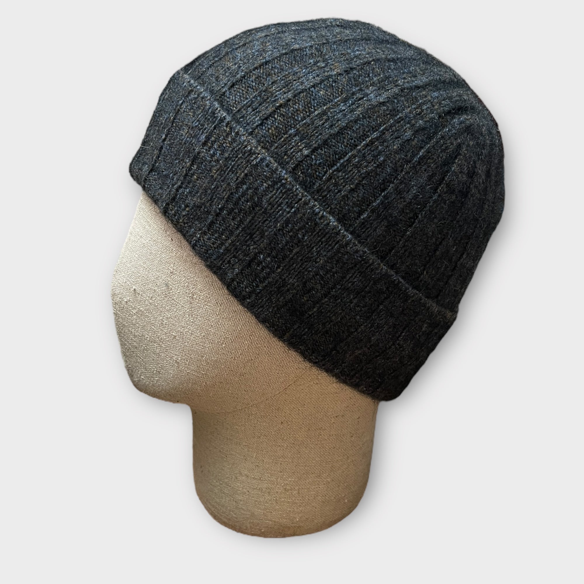 Berretto Unisex Con Risvolto A Coste Merino Possum Noble Wilde - Cappelleria Bacca