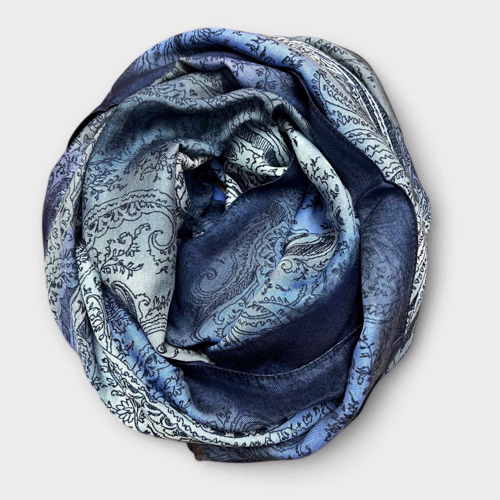 Leichter Modalschal mit Paisleymuster