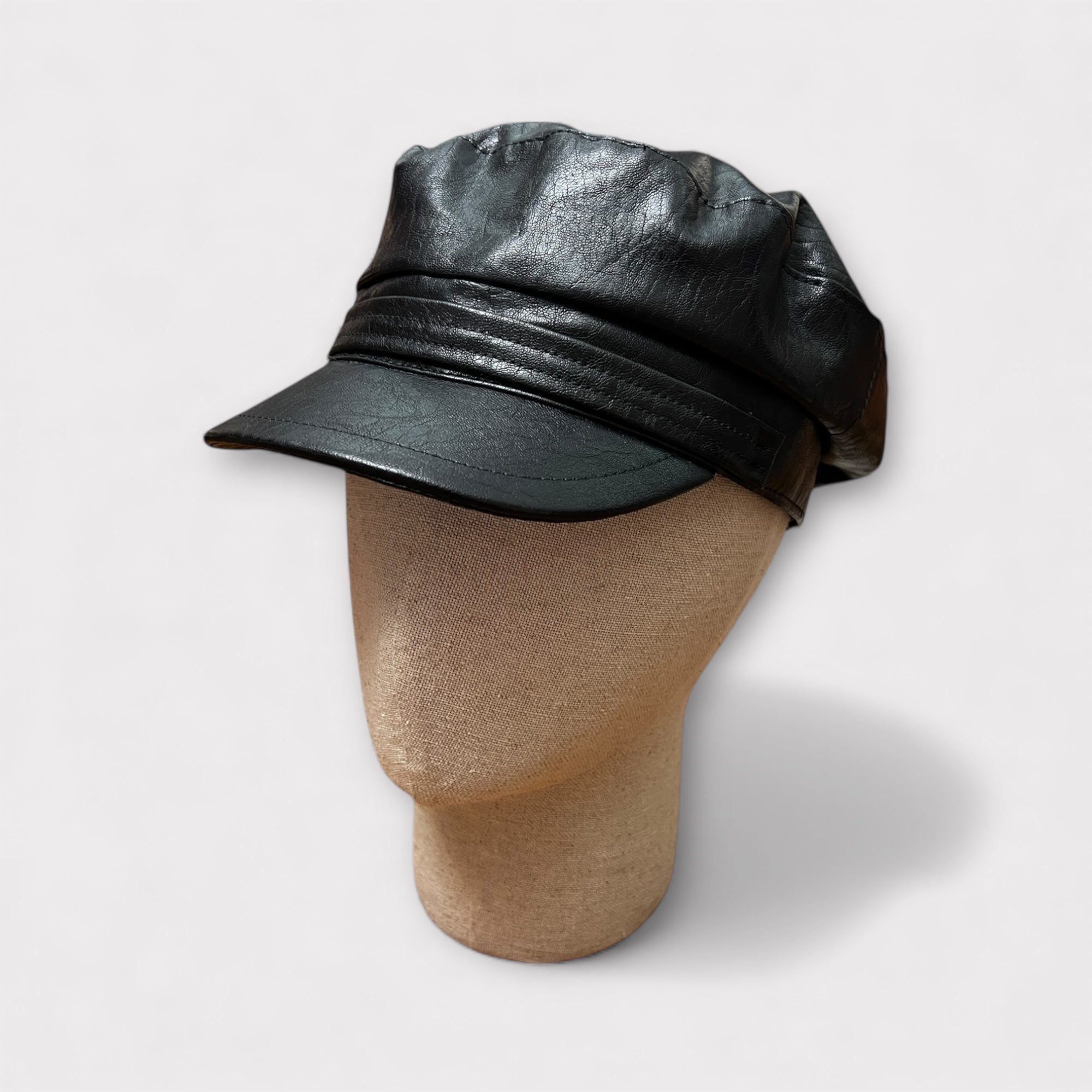 Cappello Unisex In Eco Pelle Con Visiera Jackie Stewart - Cappelleria Bacca
