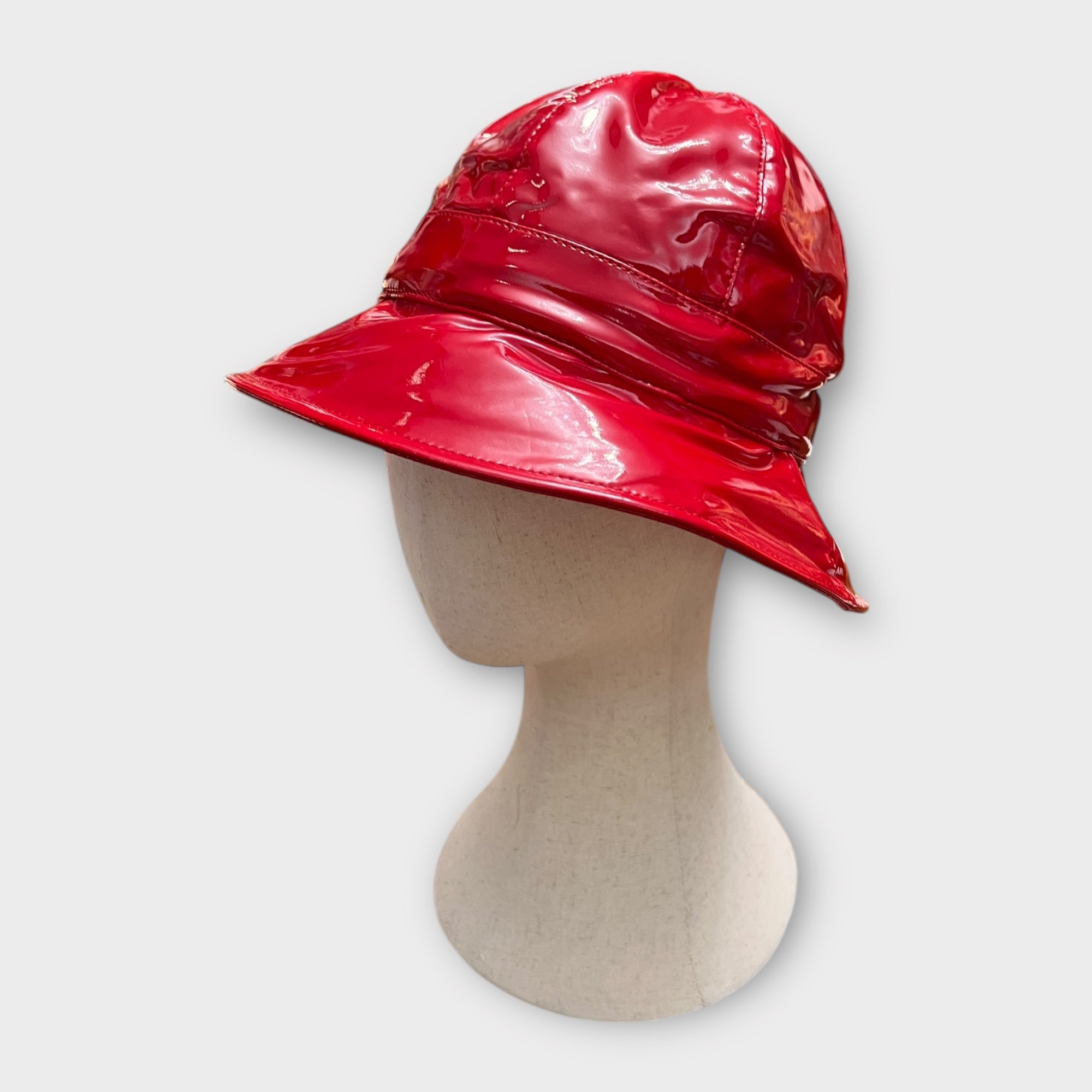 Cappello Donna Impermeabile Vernice