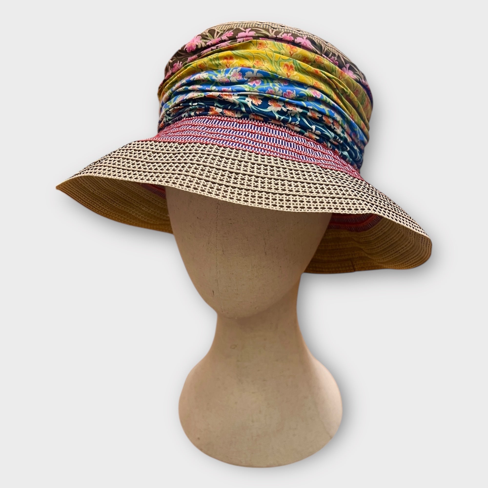 Cappello Estivo In Tessuto Liberty Patchwork Grevi - Cappelleria Bacca