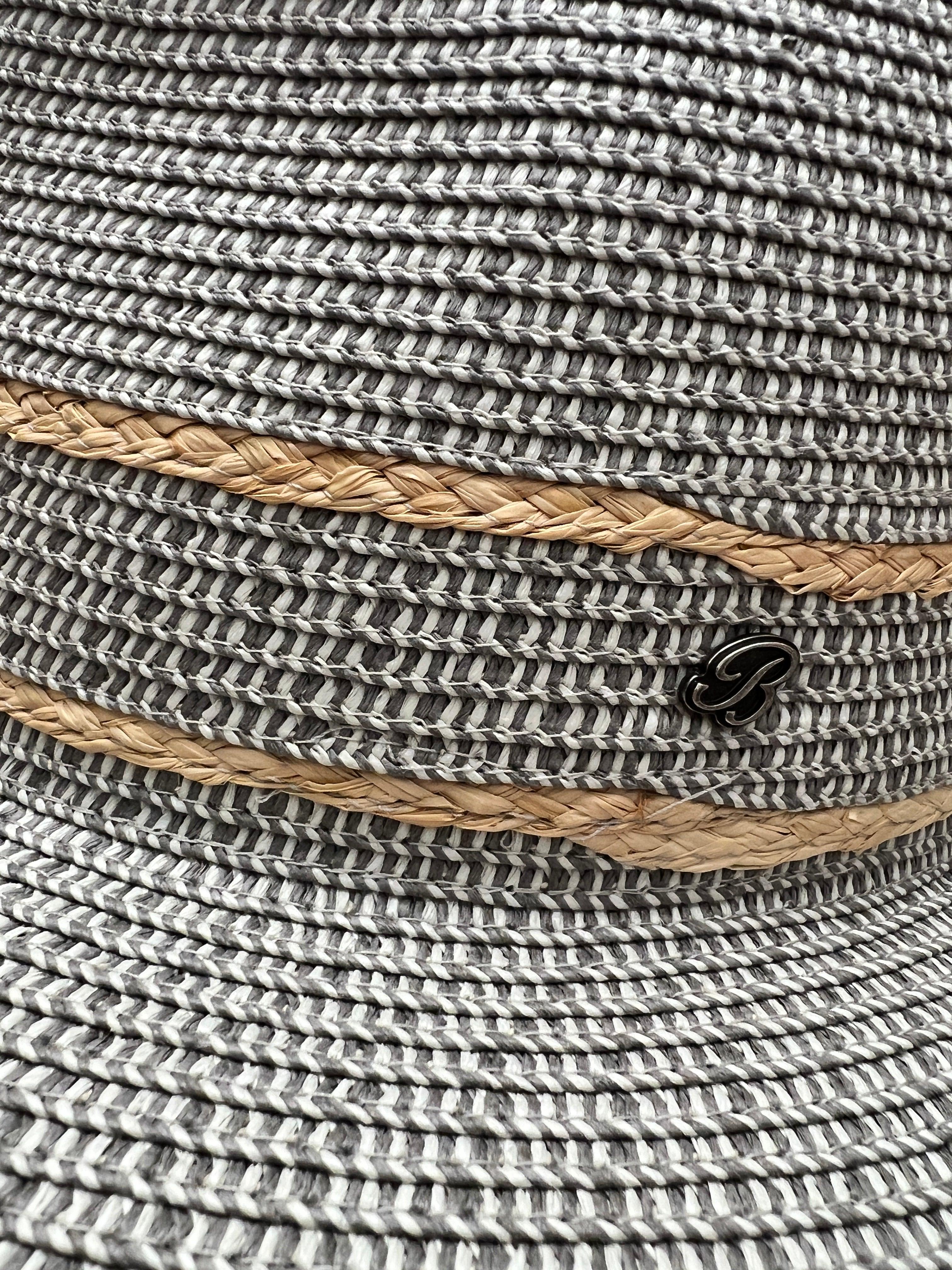 Papiergrauer Sommerhut