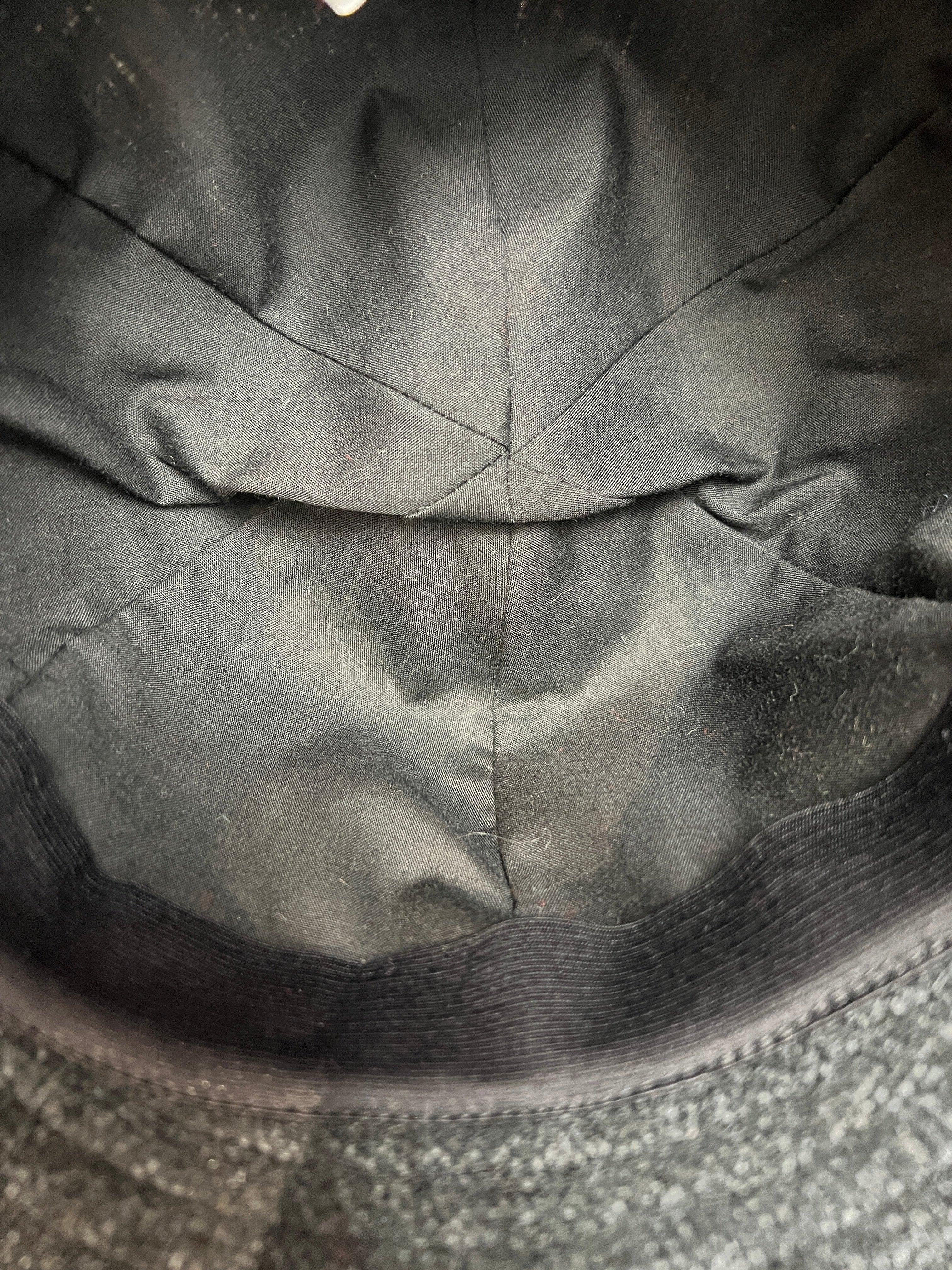 Cappello da donna cloche in tessuto boucle'