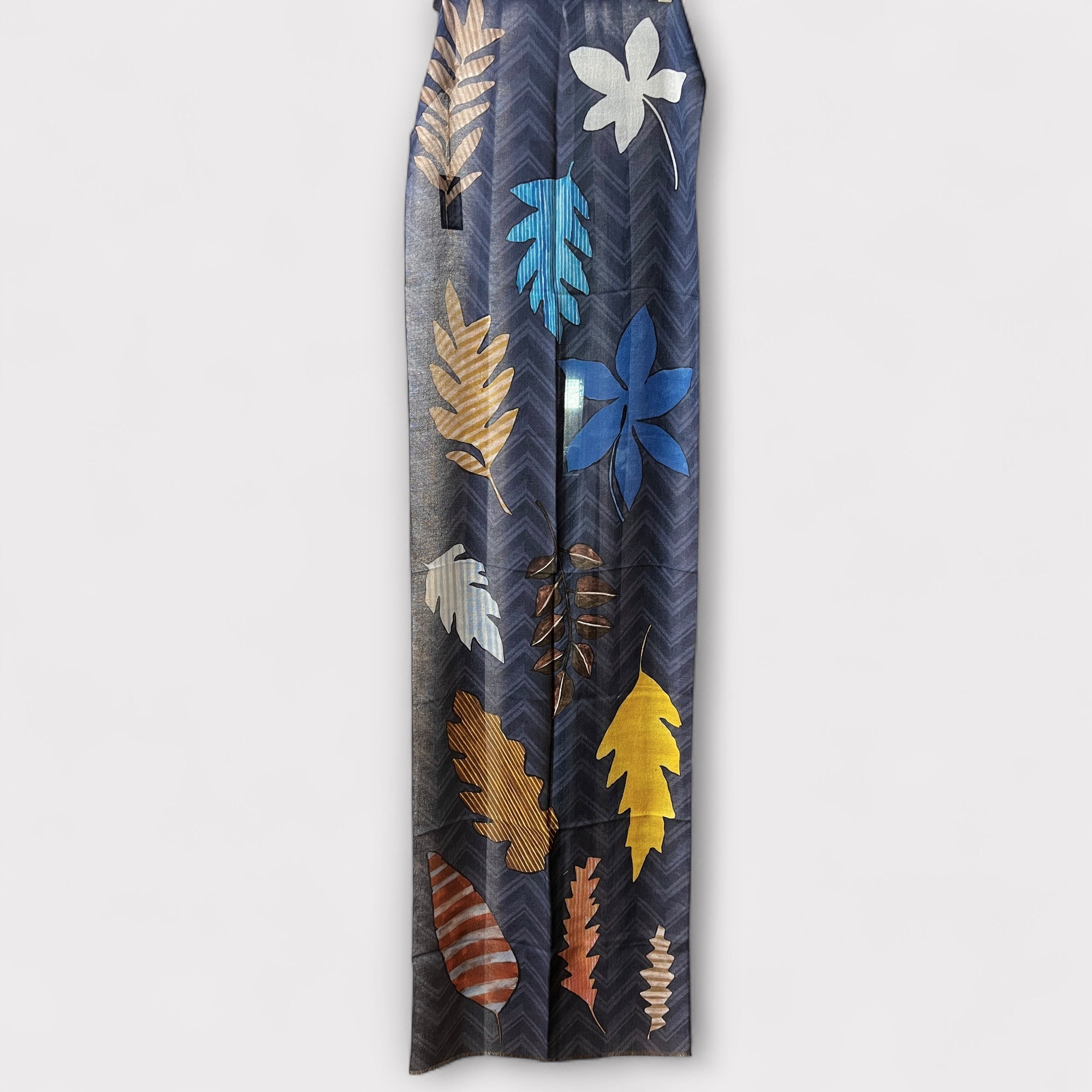 Sciarpa Sottile Unisex In Pura Lana Foglie 55 x 190 cm