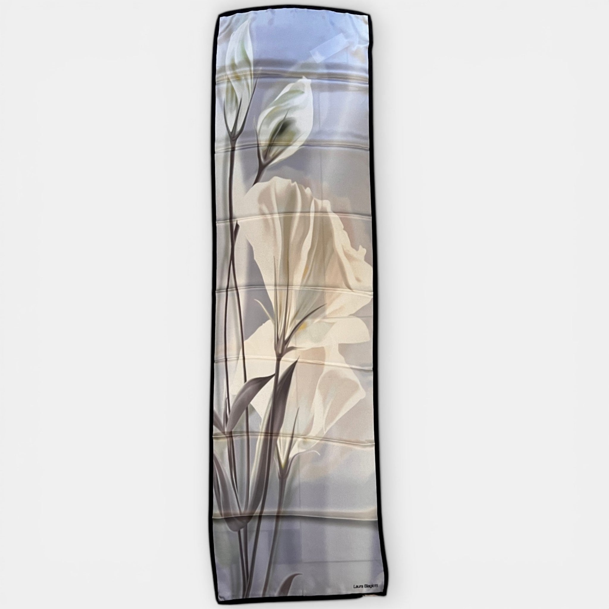 Sciarpa in Raso di Pura Seta Motivo Fiori Sfumati 45x160 cm - Cappelleria Bacca