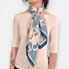 Foulard in Twill di Pura Seta Motivo Floreale Stilizzato 90x90 cm - Cappelleria Bacca