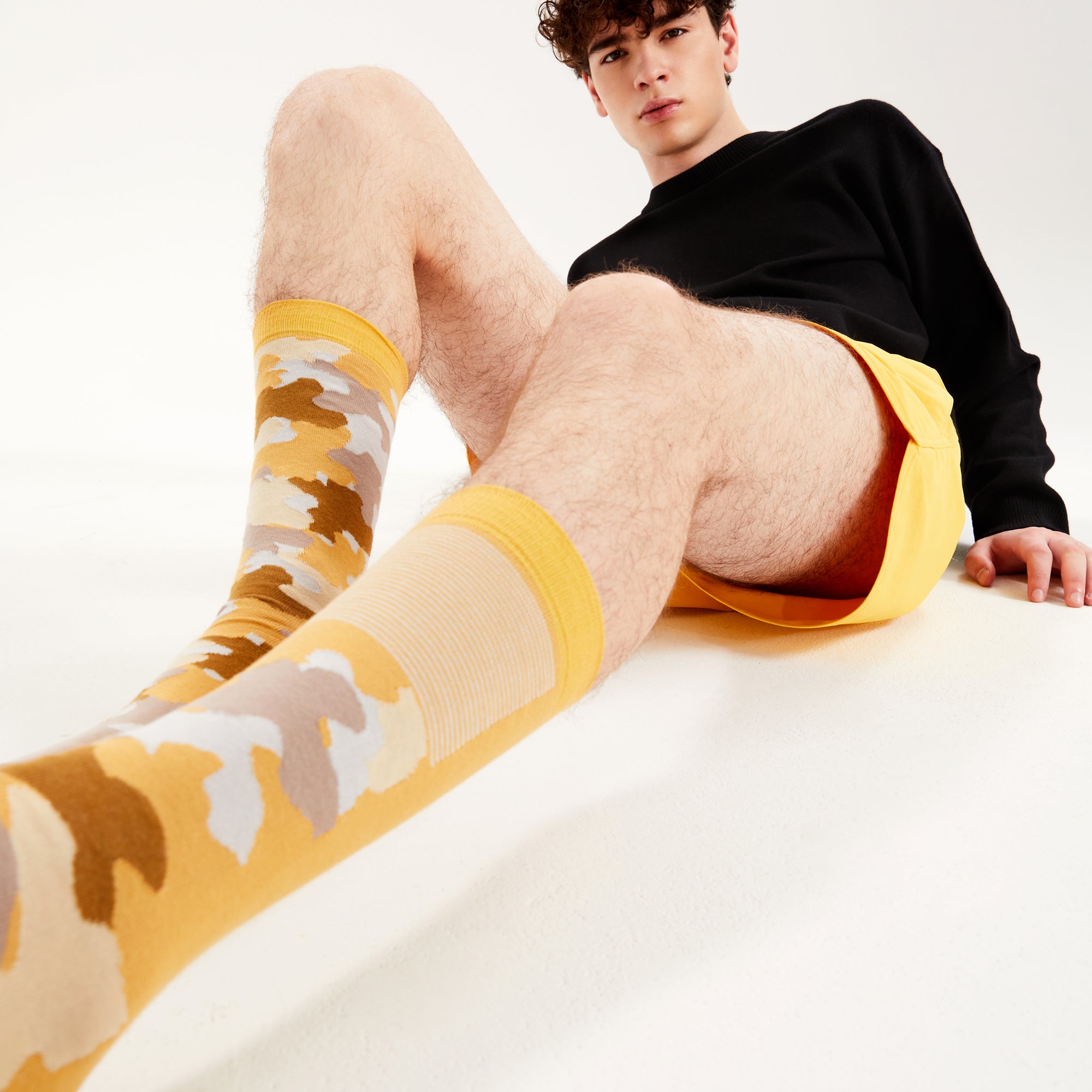 Calzini Spaiati Unisex In Cotone E Modal Motivo Giallo Camouflage