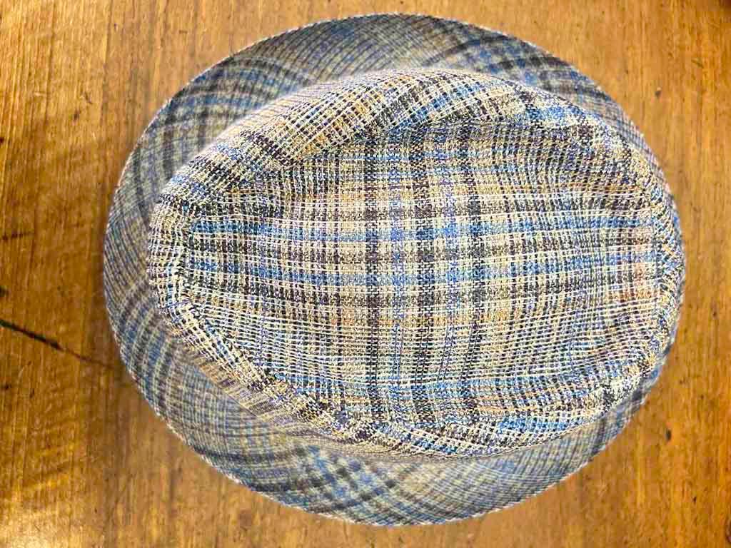 Trilby aus reinem grauem Leinen